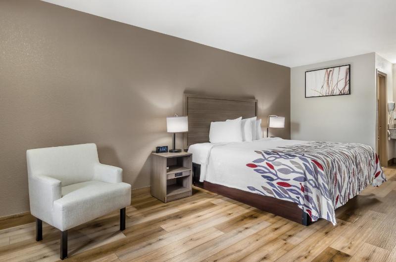Superior King Room Non-Smoking image 3