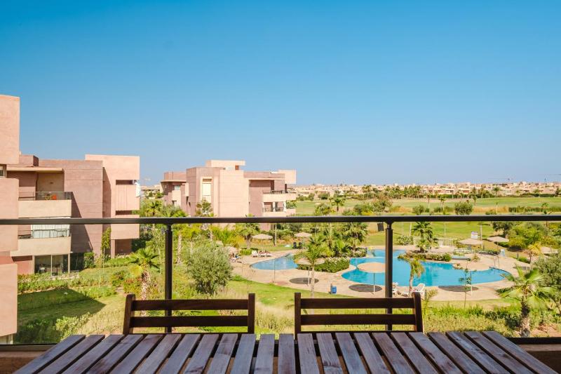3 Bedroom Apartment with Pool View Prestigia - image 5