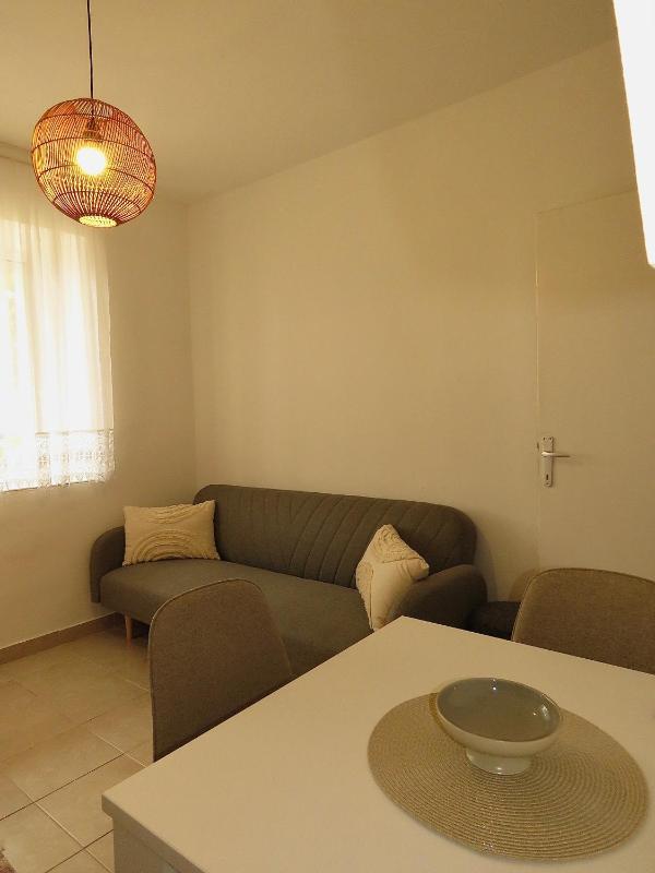 Seas the day - Apartment with sea view and terrace - image 11