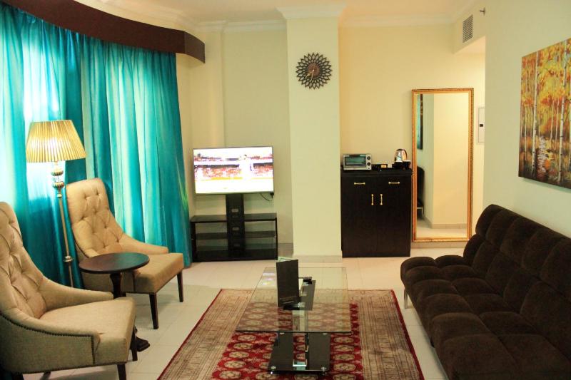 Family Room image 1