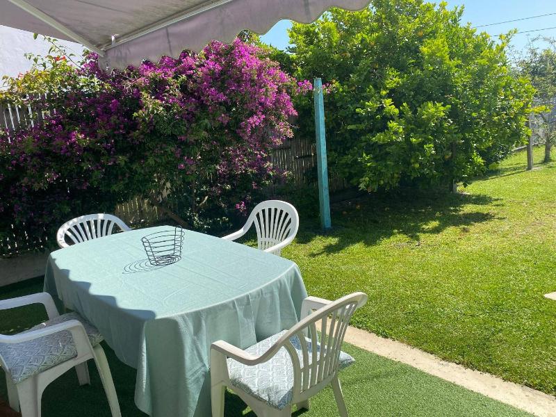 Maison Piscine Jardin Parking - image 30