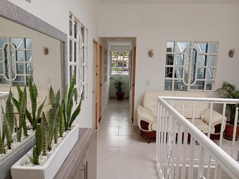Habitación para PAREJAS EL TREBOL baño privado - image 4