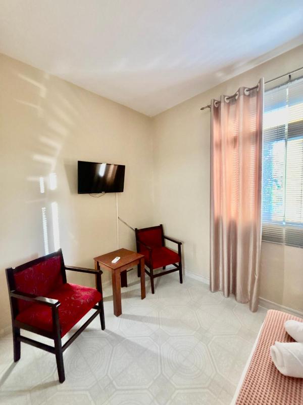 Double Room image 3