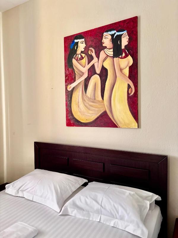 Double Room image 4