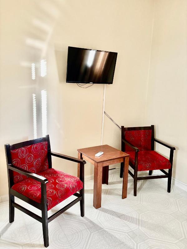Double Room image 2