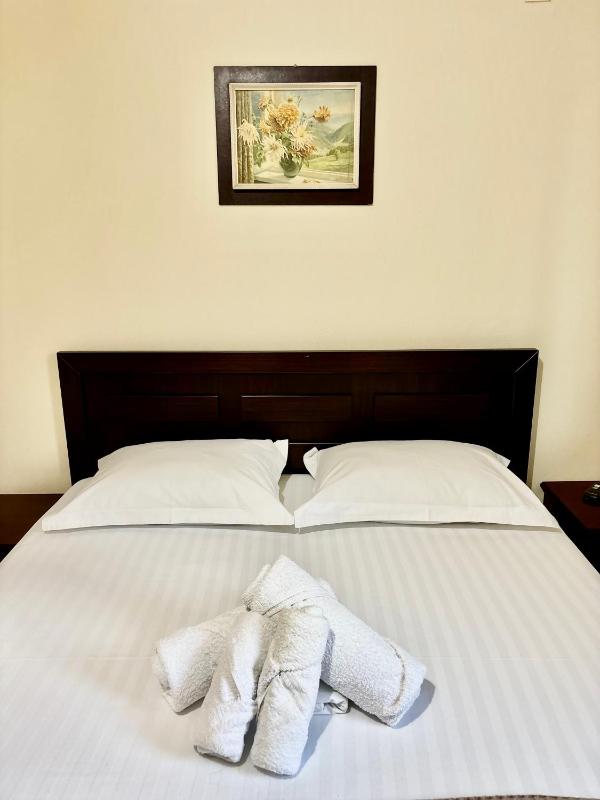 Quadruple Room image 3