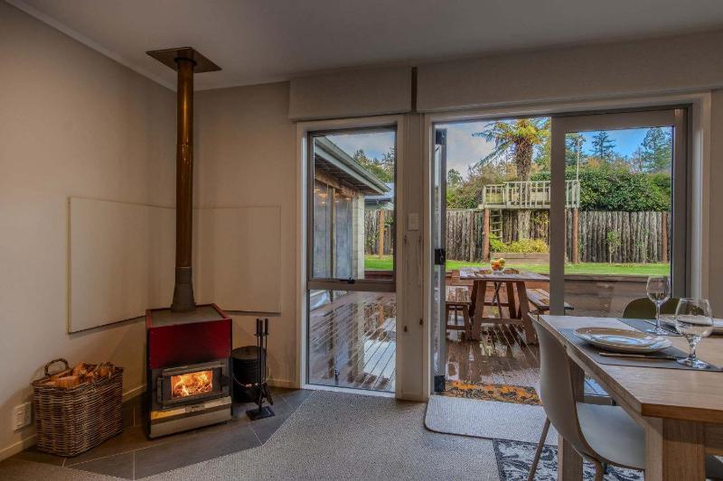 Inn Lewis - Beside the Redwoods with Spa Pool - image 13