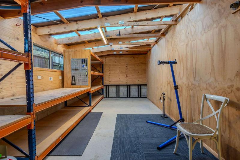 Inn Lewis - Beside the Redwoods with Spa Pool - image 36