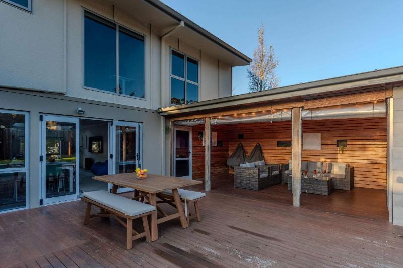 Inn Lewis - Beside the Redwoods with Spa Pool - image 6