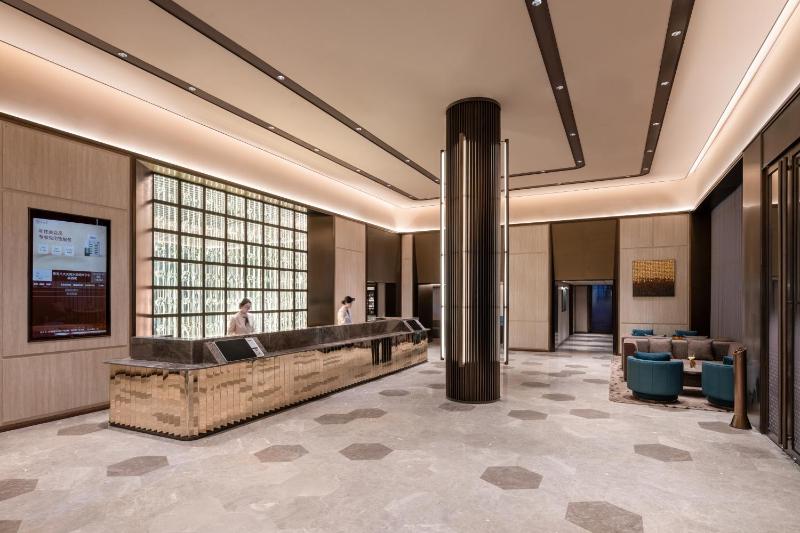Crystal Hotel Qingdao Badaguan Scenic Area - image 28