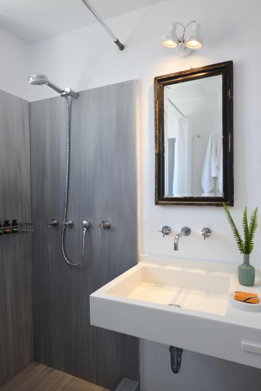 Suite image 3