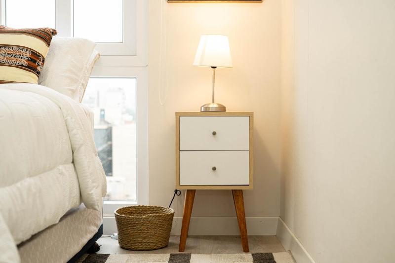 Modern 3BR 2BA Apt with Parking Steps from Kennedy Park Trendy Cafés & Best Restaurants - image 10