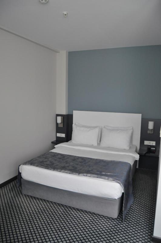 Double Room image 4