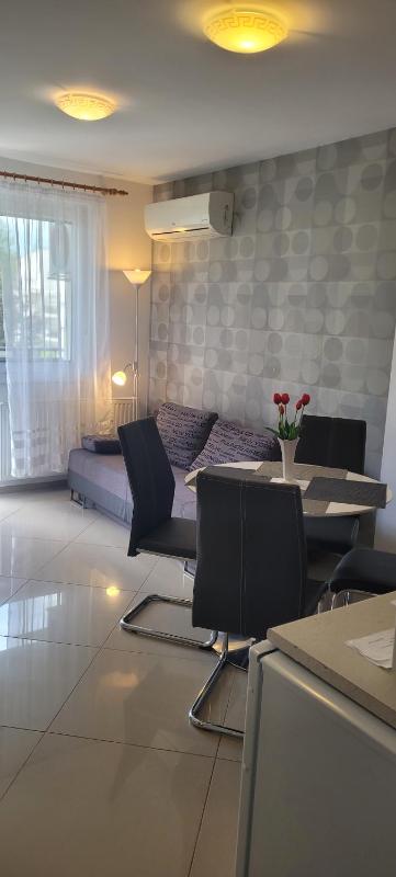 Byblos Wellness Apartman Siófok - image 13