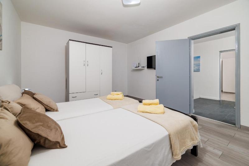 Tres Corda in Dramalj - Haus für 4-6 Personen - image 3