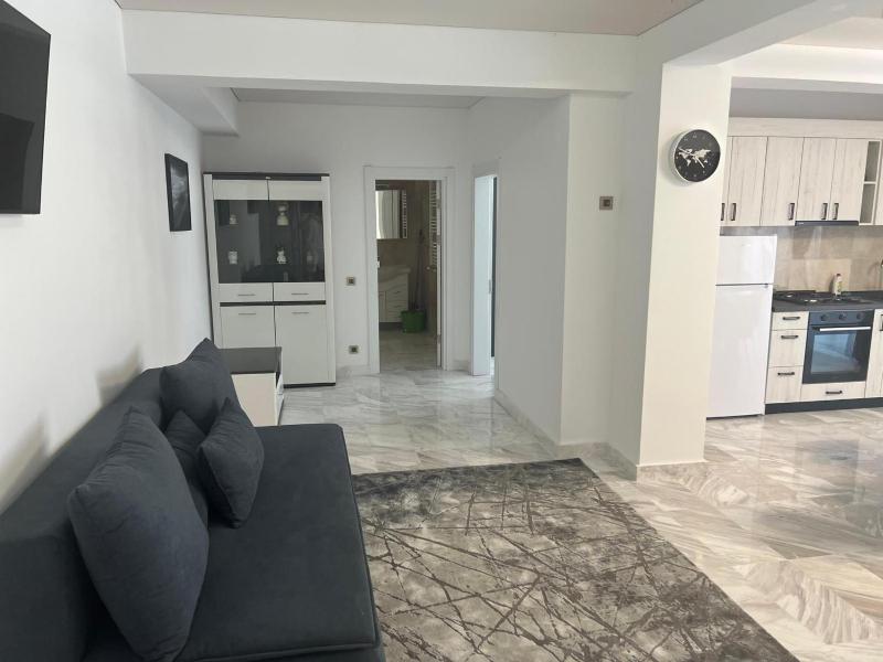 806 B2 ALMAR LUXURY RESIDENCE-Renting Apartments & Free Pool-Family Apartment - image 22