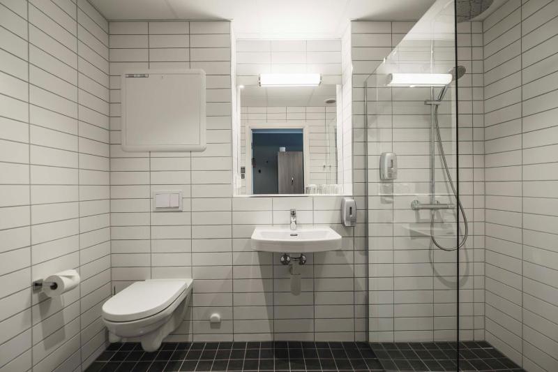 Standard Family Room image 4