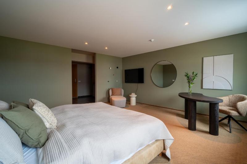 Deluxe Double Room with Sea View image 1
