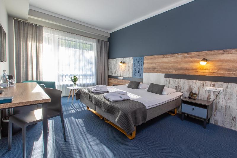Double or Twin Room with ESCAPE Package  image 2