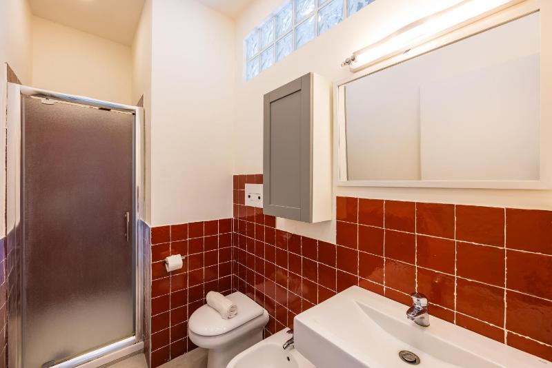 Toledo Heights by NapoliApartments - image 9