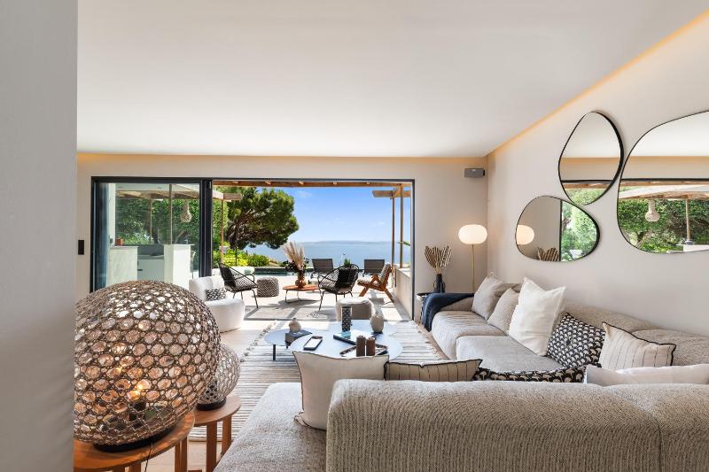 Sérénité Marine - Villa 14p avec piscine - image 13