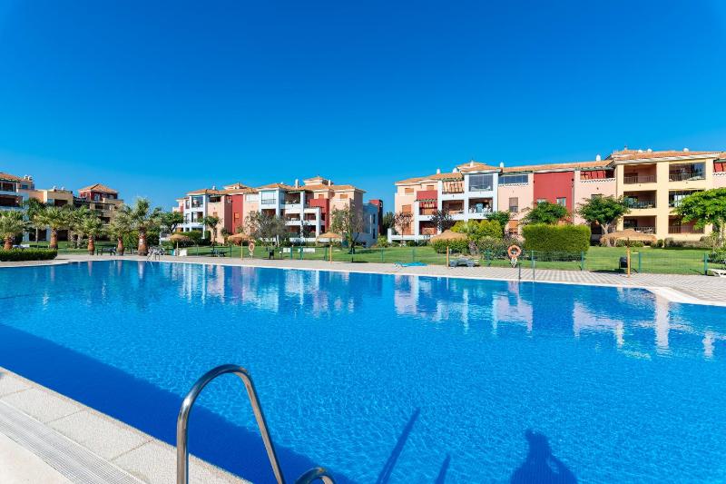 Three-Bedroom Apartment image 4