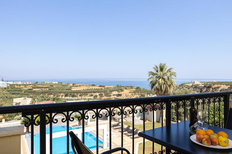 Maisonette with Sea View image 1