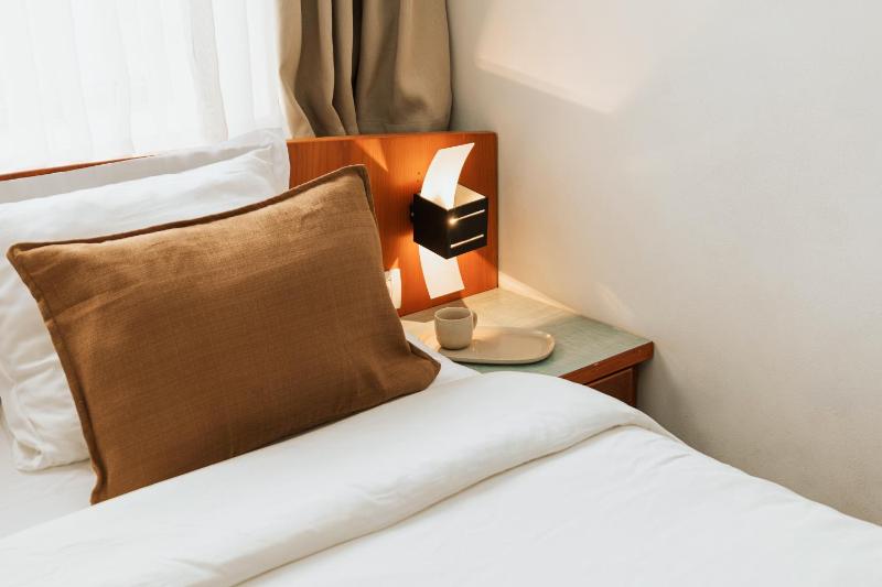 Standard Double Room image 3