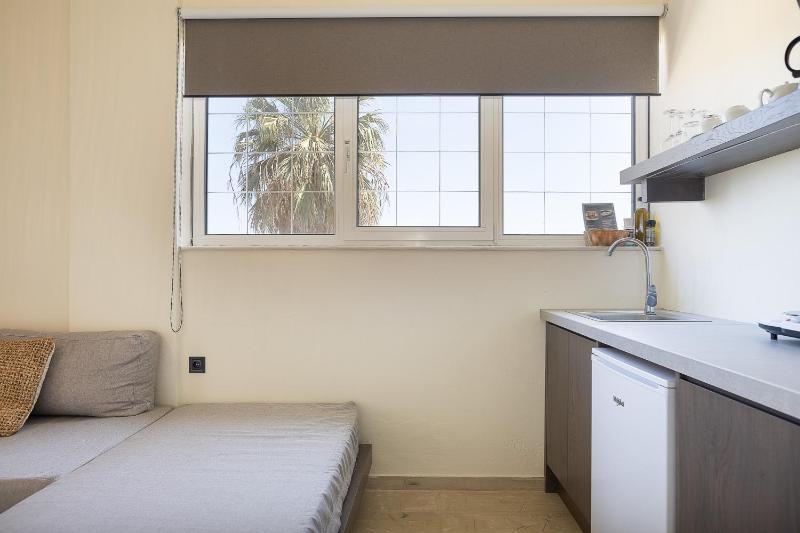 One Bedroom Family Apartment with Sea View image 2