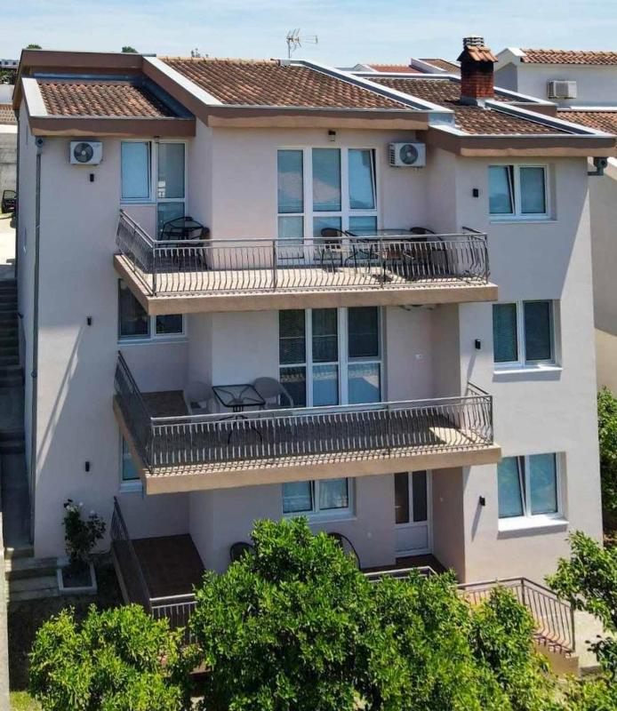 Kasneci Apartments - image 1