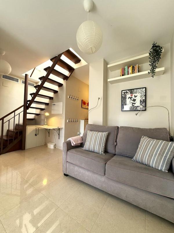 Sunny & cosy beach penthouse - image 20