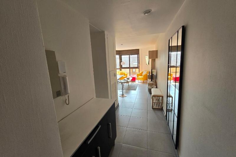 Attractive T2 apartment - right in the city center - image 7