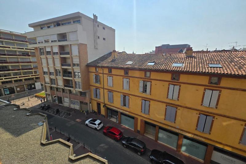 Attractive T2 apartment - right in the city center - image 9