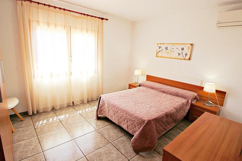 Emilia - holiday home with ocean view and private pool in Benissa - image 7