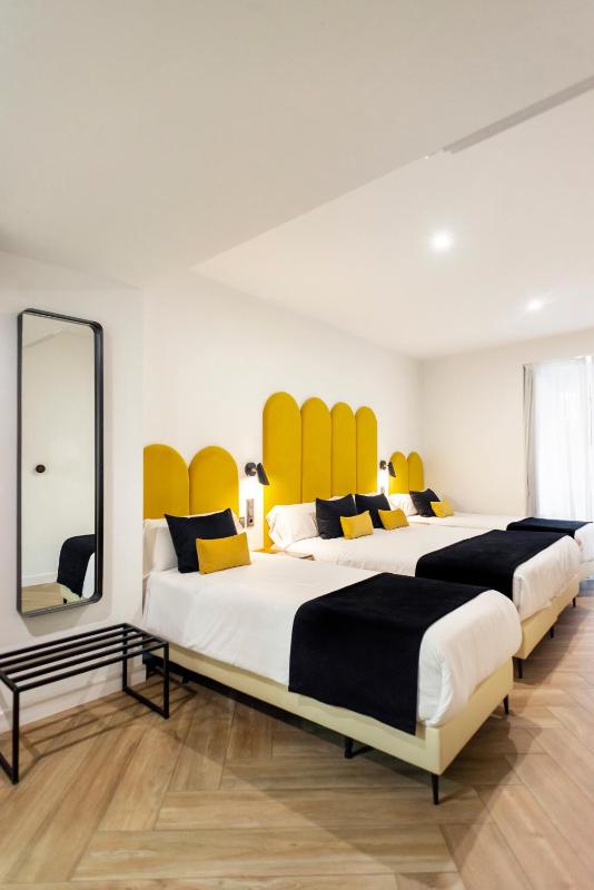 Quadruple Room image 1