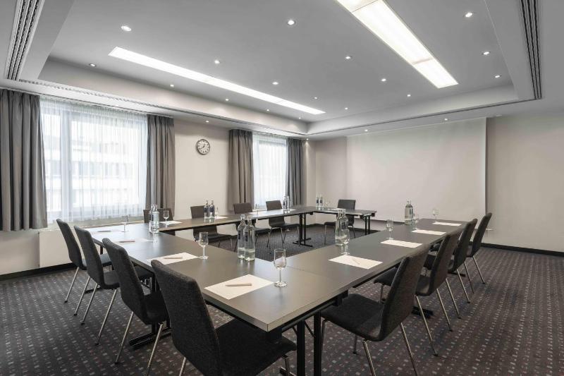 Ramada by Wyndham Essen - image 47