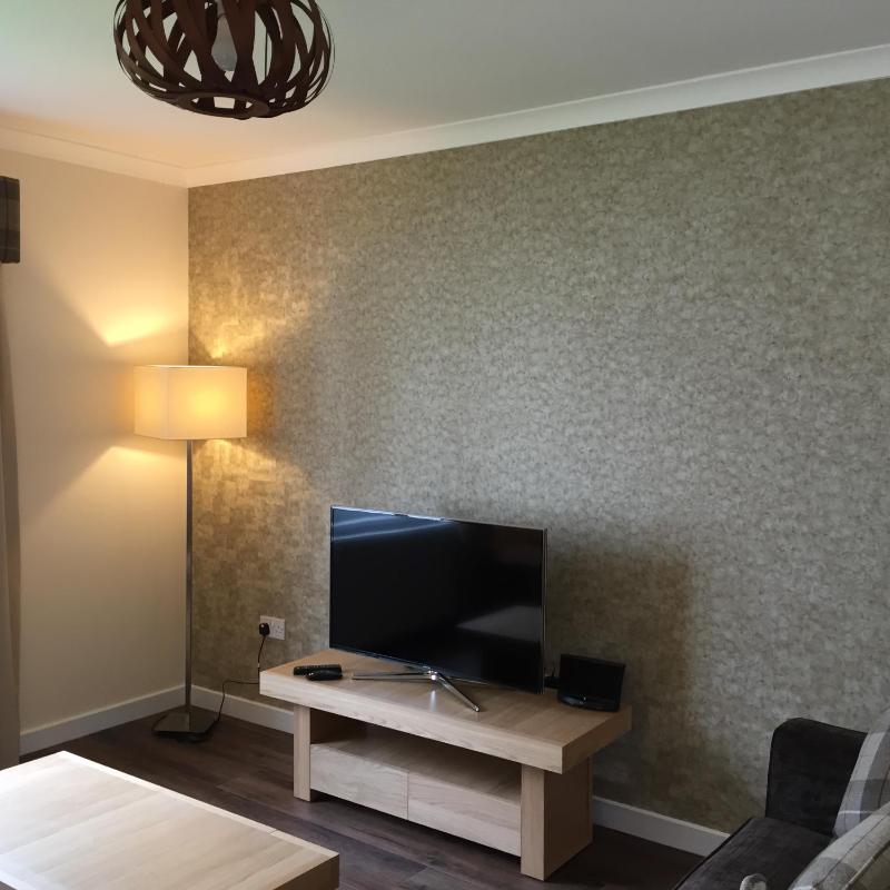 Three-Bedroom Chalet image 3