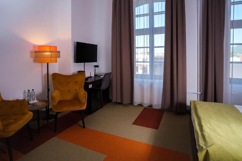 King Room image 4