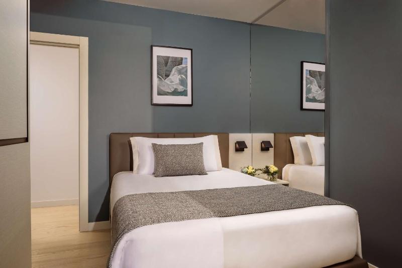 Apartment 2 bedrooms with Terrace and Marina View image 4