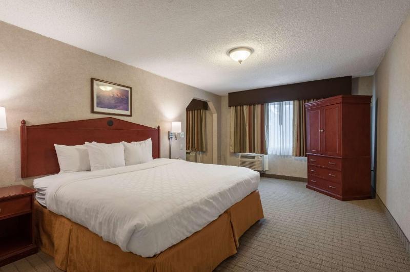 SureStay Hotel by Best Western SeaTac Airport North - image 8