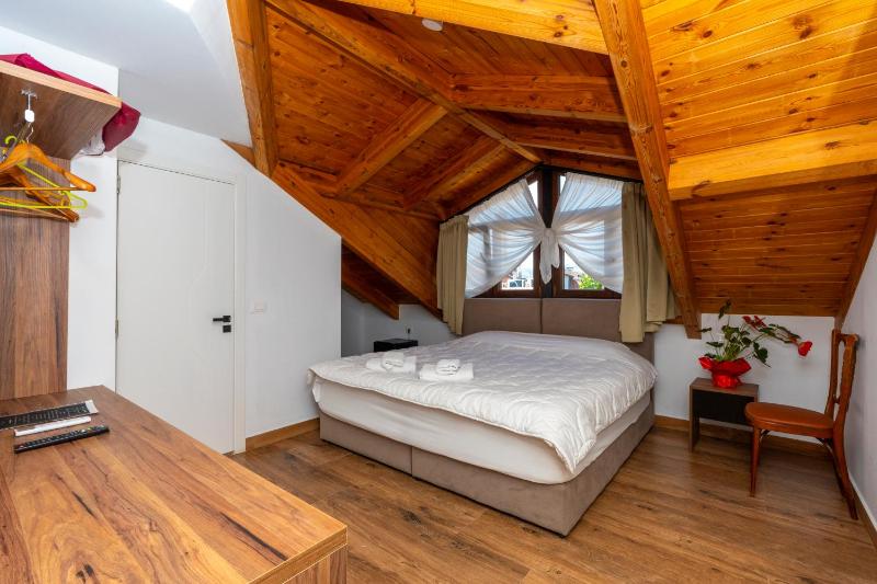 Gjuhadoli Hotel 2 - image 9