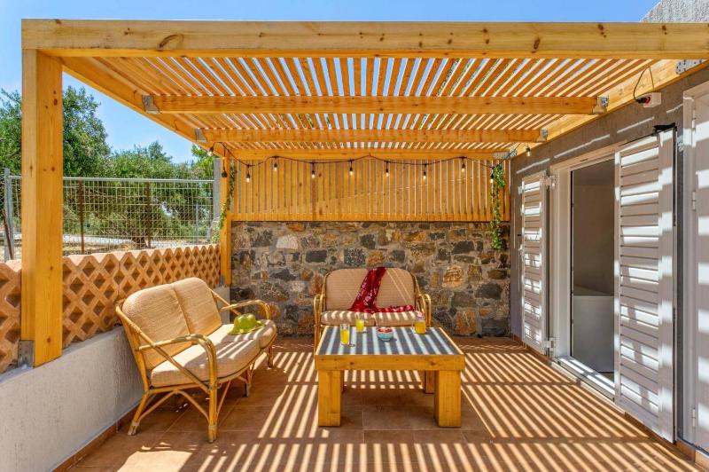 Villa Alpha by Villa Plus - image 7