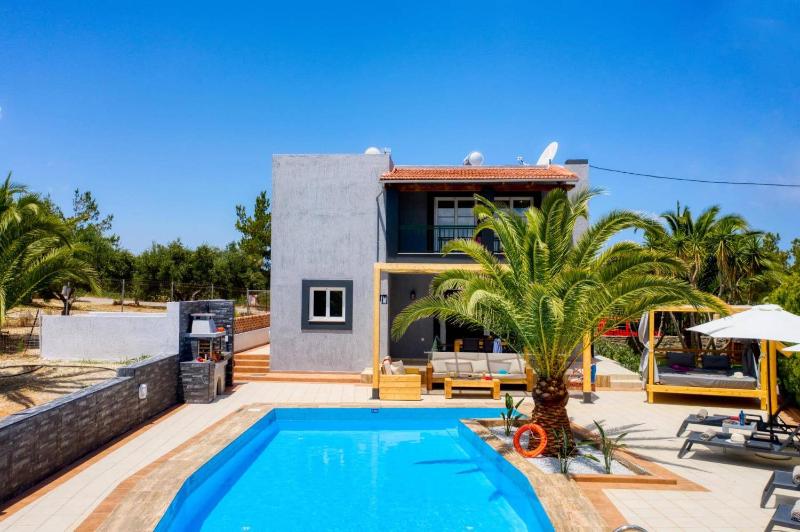 Villa Alpha by Villa Plus - image 6