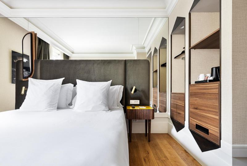 Economy Double or Twin Room image 3