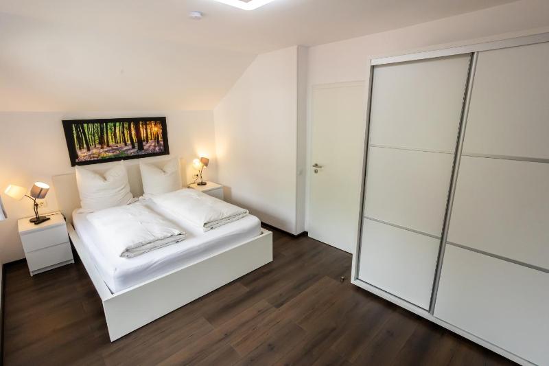 Apartment with Mountain View image 1