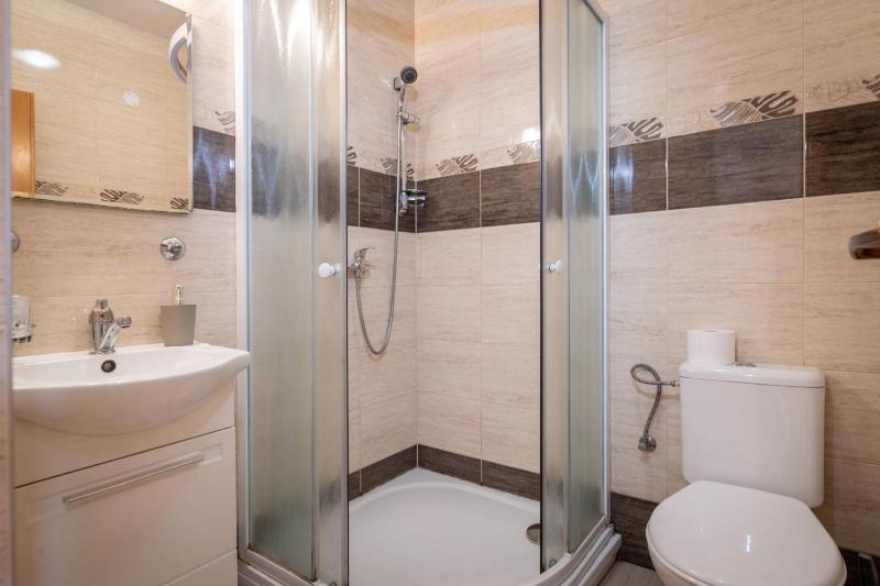 Single Room image 2