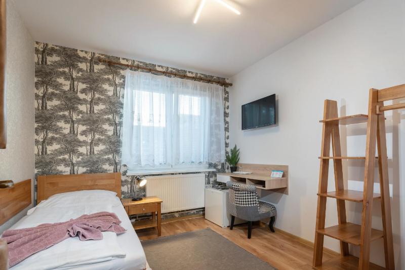 Single Room image 1