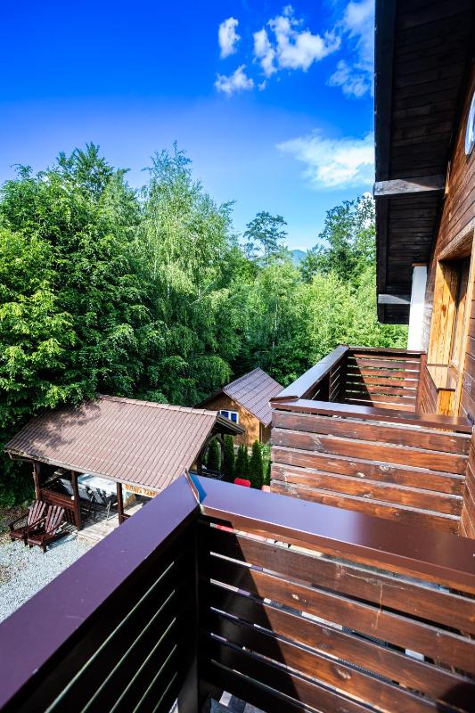 Apartment with Mountain View image 2