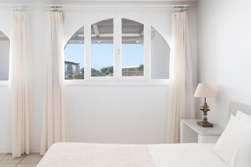 Acres Sunset Residence - image 24
