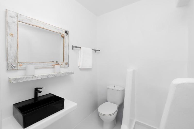 Acres Sunset Residence - image 4